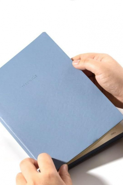 Leather-bound journal (Blue)